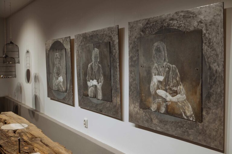 Wystawa Anny Zaremby - Dom